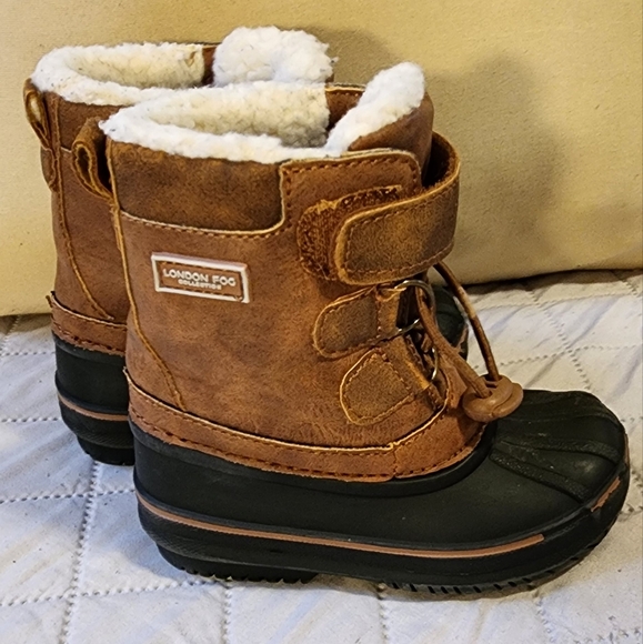 London Fog Toddler size 5 Winter/Rain/ Snow boots Tan & Black # 43 - Picture 5 of 5